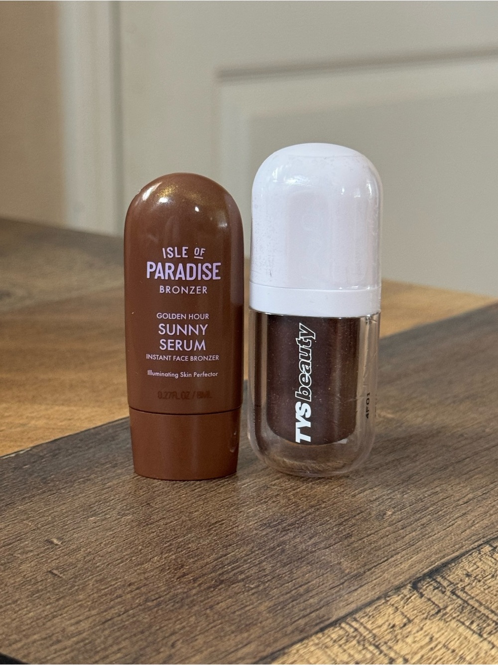 Isle of Paradise Golden Hour Sunny Serum&Tys Beauty Lip Gloss in Toast Duo